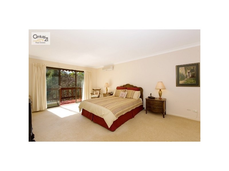8 Barton Crescent, North Wahroonga NSW 2076