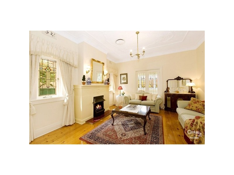 36 Duntroon Ave, Roseville NSW 2069