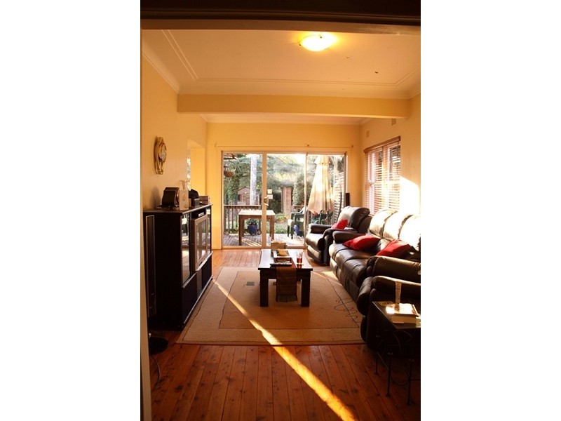 111 Livingstone Avenue, Pymble NSW 2073