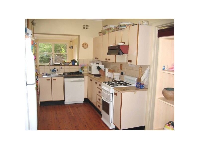 111 Livingstone Avenue, Pymble NSW 2073