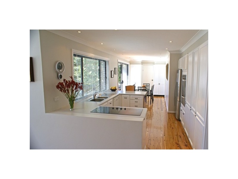 2 Cambourne Avenue, St Ives NSW 2075