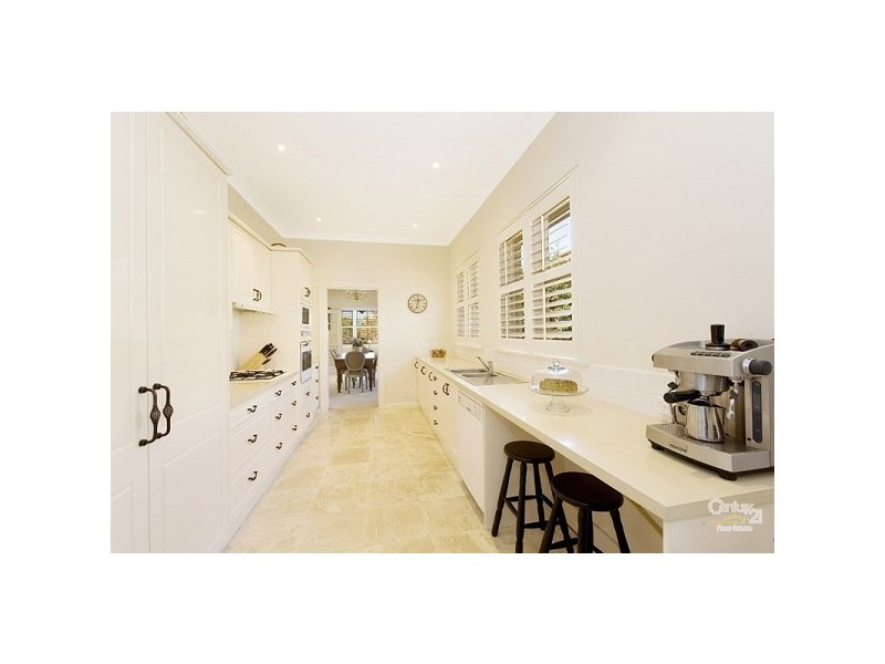 6 Heydon Avenue, Warrawee NSW 2074