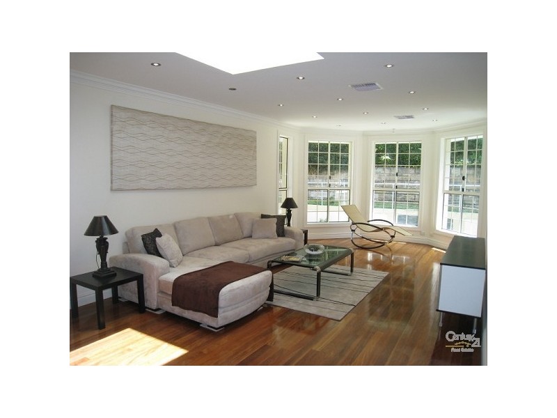 22 Macquarie Road, Pymble NSW 2073