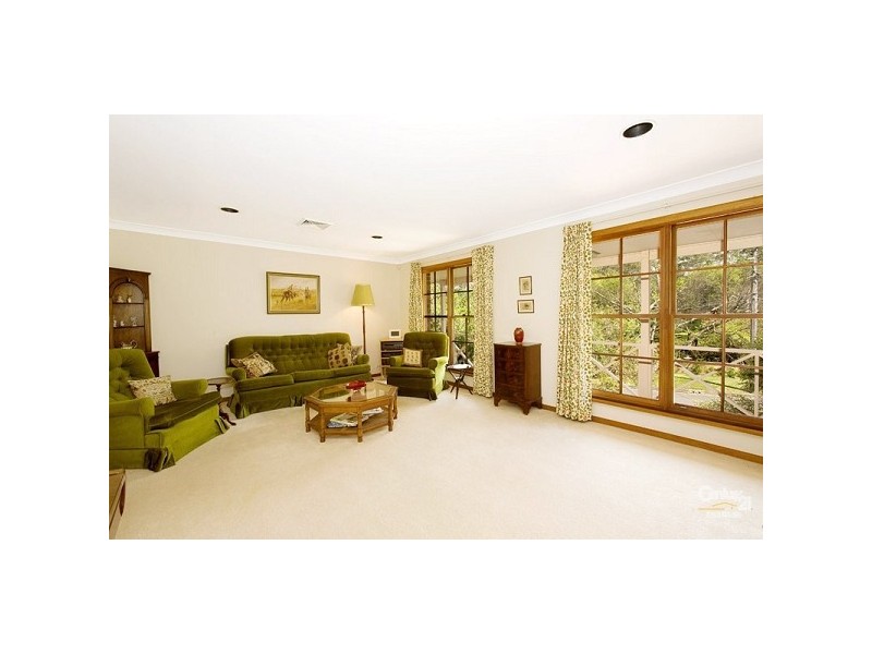 2 Antoinette Close, Warrawee NSW 2074