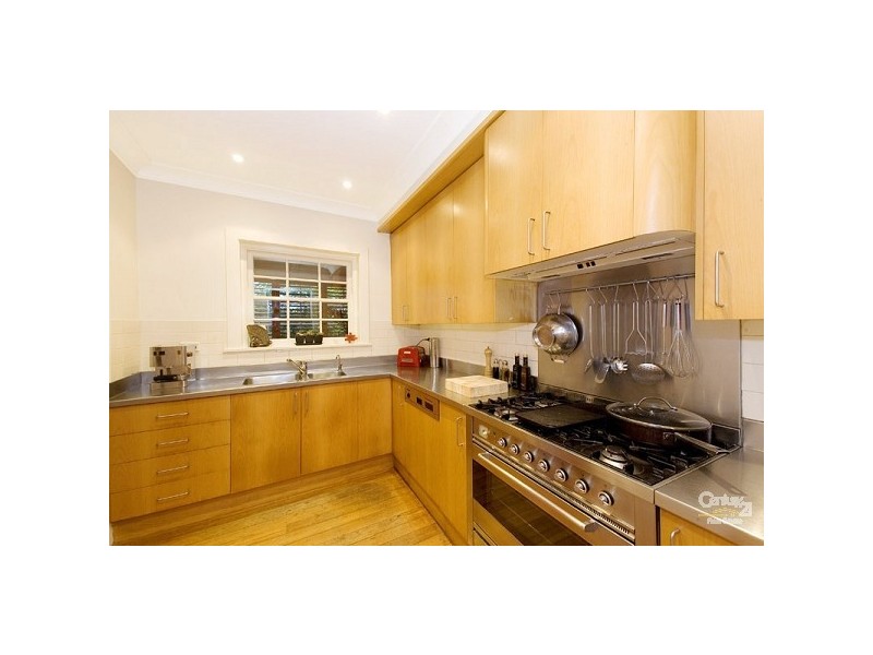 32a Archbold Rd, Roseville NSW 2069