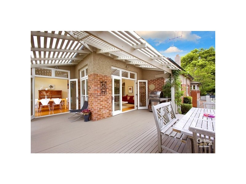 7 Melnotte Ave, Roseville NSW 2069