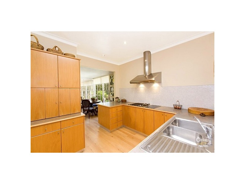 136 Pentecost Avenue, Turramurra NSW 2074