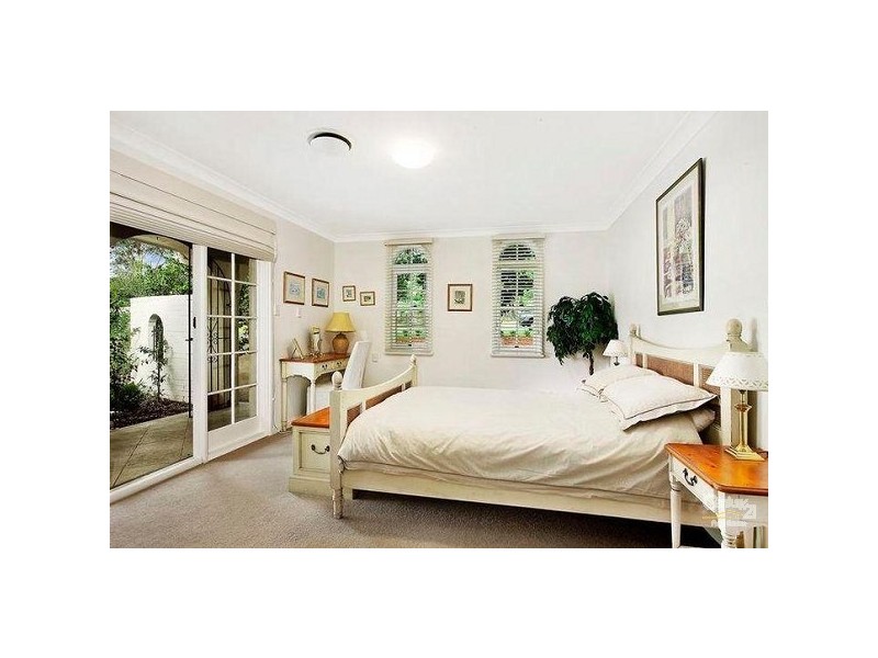 60 Merrivale Rd, Pymble NSW 2073