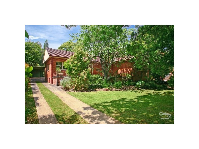 11 Warrimoo Avenue, St Ives NSW 2075