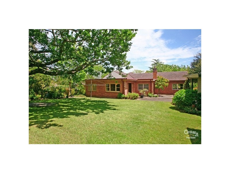 11 Warrimoo Avenue, St Ives NSW 2075