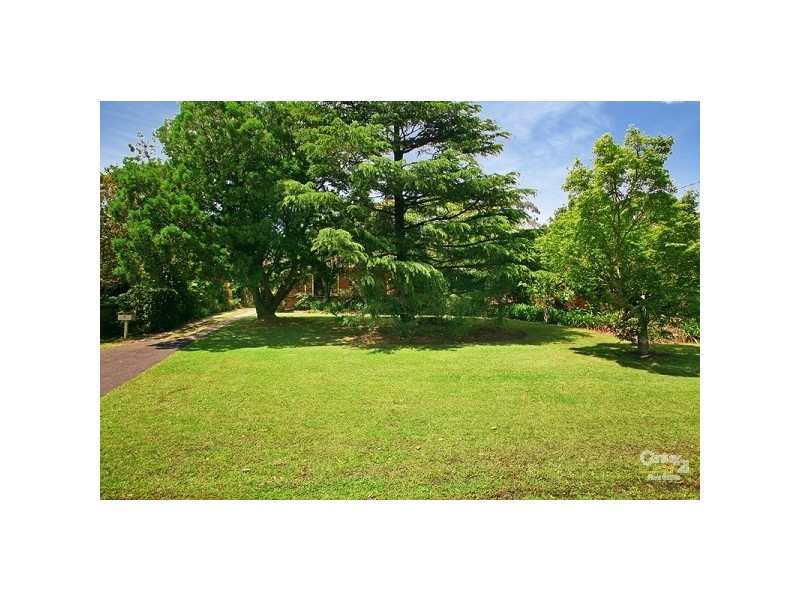 11 Warrimoo Avenue, St Ives NSW 2075