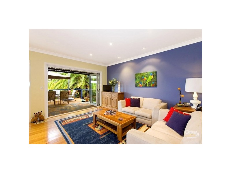 12 Cambourne Ave, St Ives NSW 2075