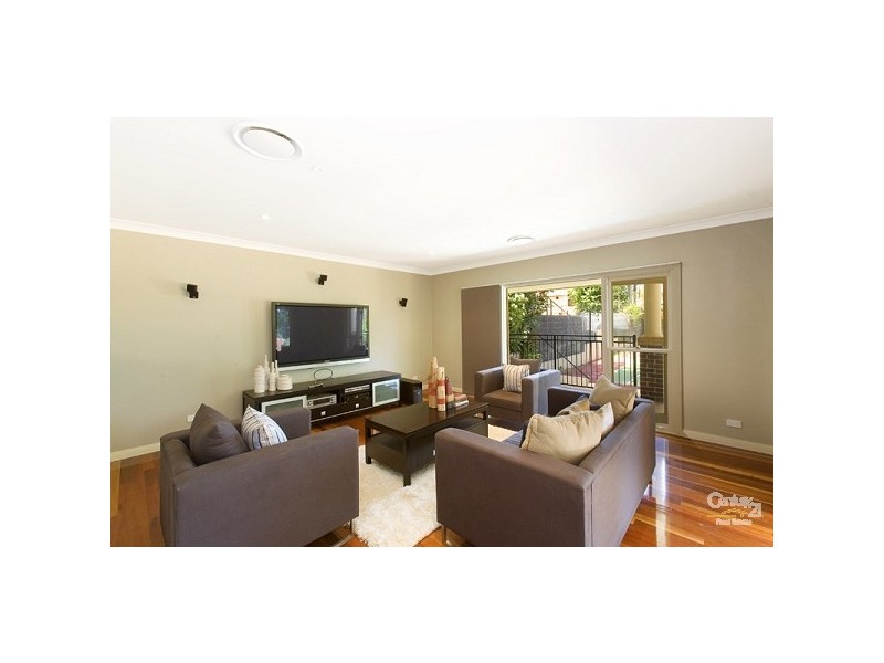 32 Boomerang Street, Turramurra NSW 2074