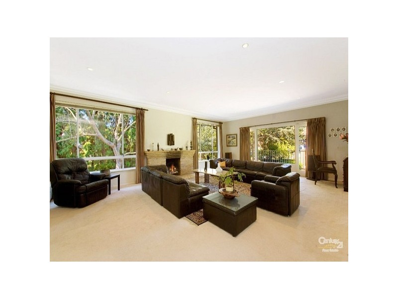 33 Boolarong Road, Pymble NSW 2073