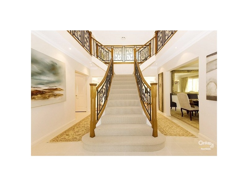 11 Oxford Place, St Ives NSW 2075