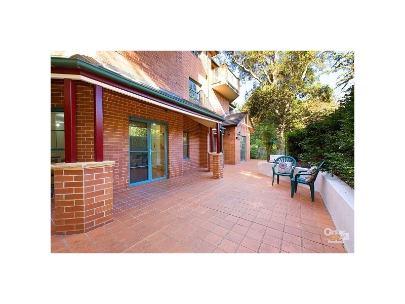 2/1 Sixth Mile Lane, off Larkin Lane, Roseville NSW 2069