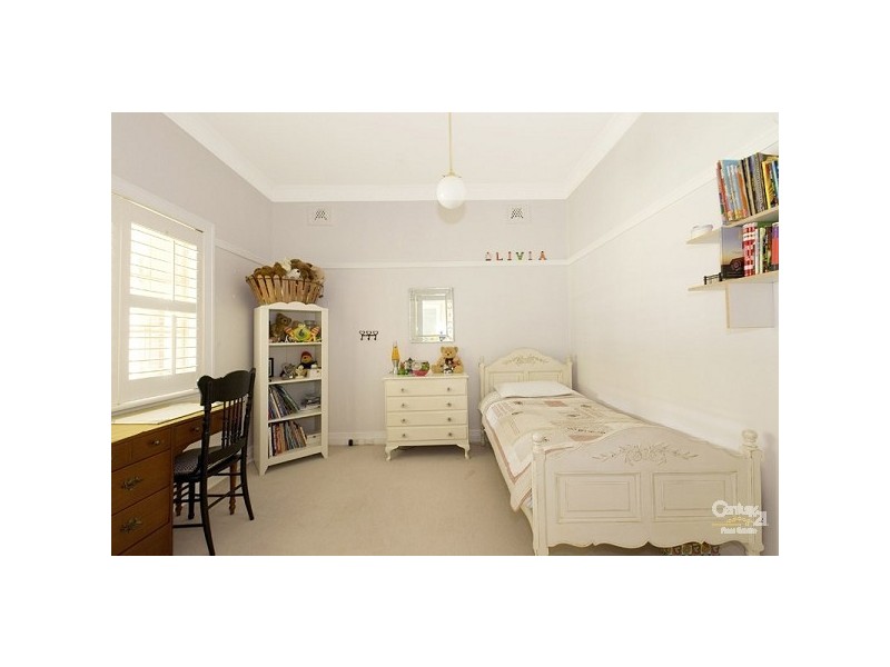 41 Duntroon Avenue, Roseville NSW 2069