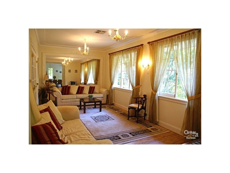 12 Ellalong Road, Turramurra NSW 2074