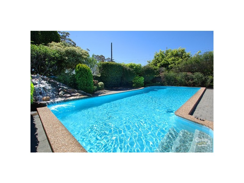 35 Waterhouse Ave, St Ives NSW 2075