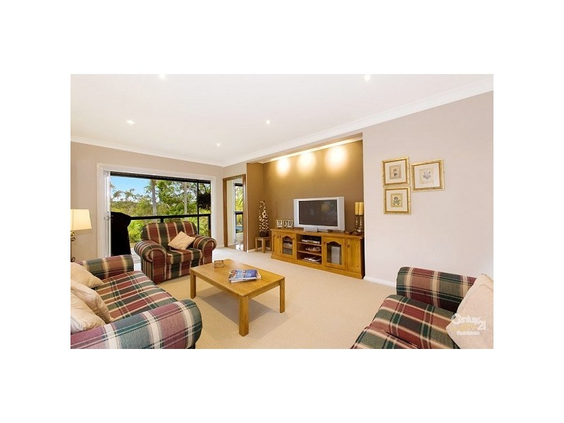 12 Cambourne Avenue, St Ives NSW 2075