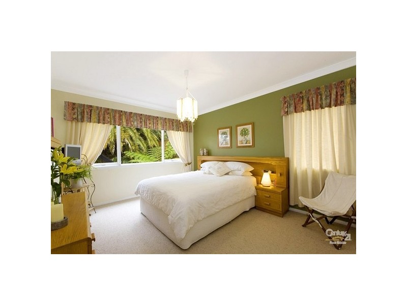 12 Cambourne Avenue, St Ives NSW 2075