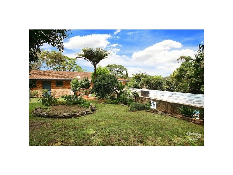 33 Nicholson Avenue, St Ives NSW 2075