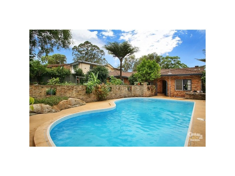 33 Nicholson Avenue, St Ives NSW 2075