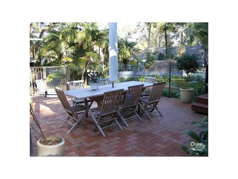 8 Catalpa Crescent, Turramurra NSW 2074