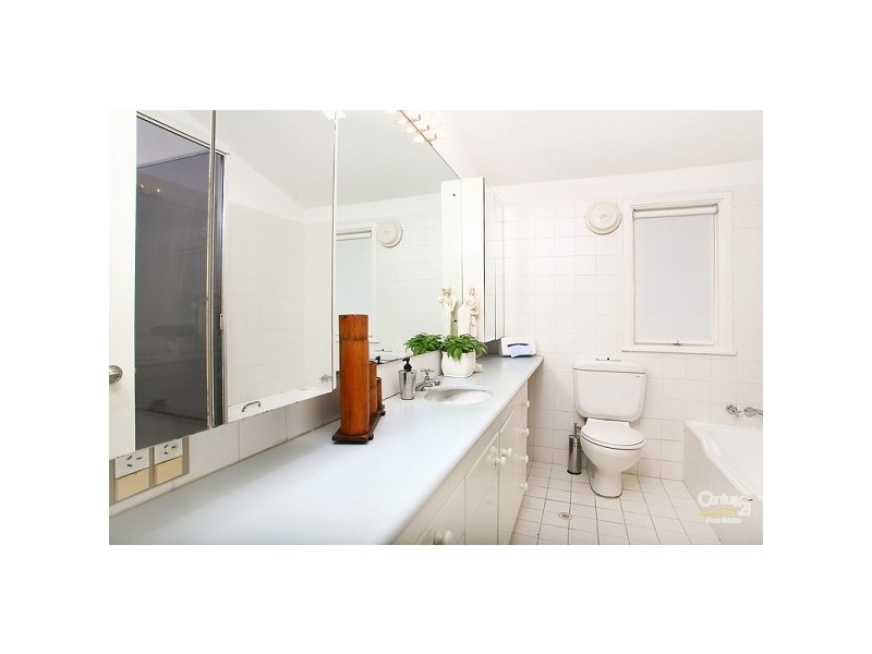 36 Burraneer, St Ives NSW 2075