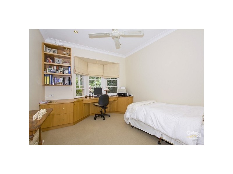 16 Inverallan Avenue, West Pymble NSW 2073