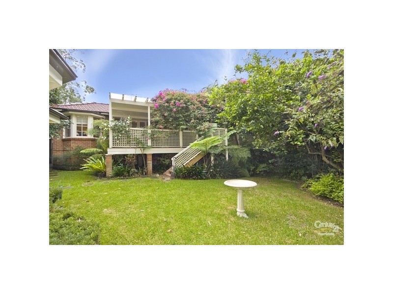 16 Inverallan Avenue, West Pymble NSW 2073