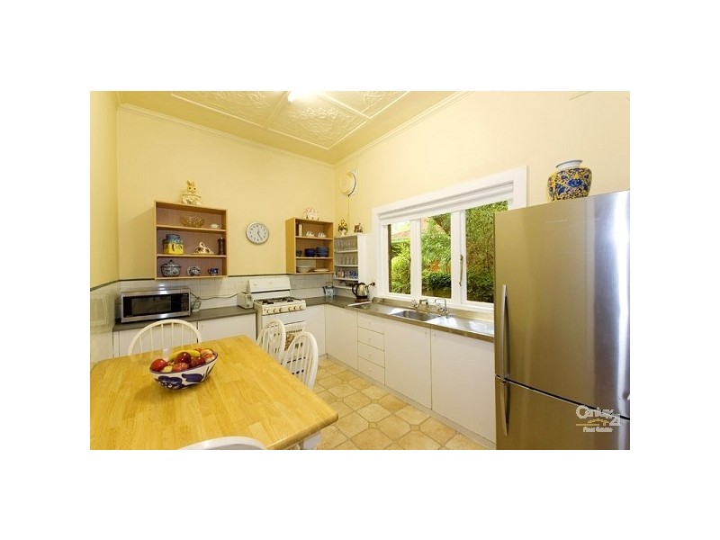 10 Bancroft Avenue, Roseville NSW 2069