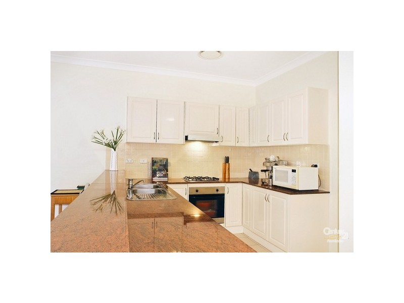3/2-4 Bloomsbury Ave, Pymble NSW 2073