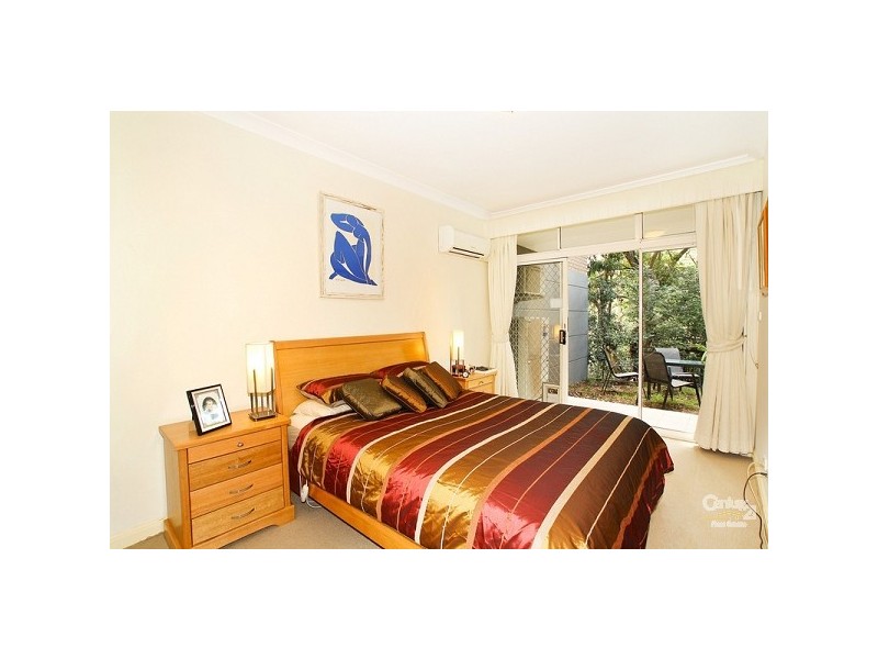 3/2-4 Bloomsbury Ave, Pymble NSW 2073