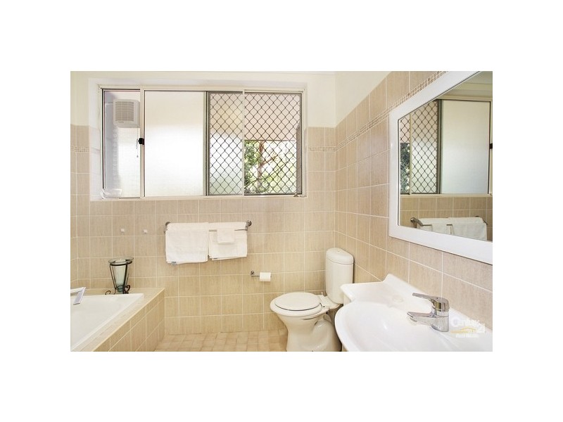 3/2-4 Bloomsbury Ave, Pymble NSW 2073