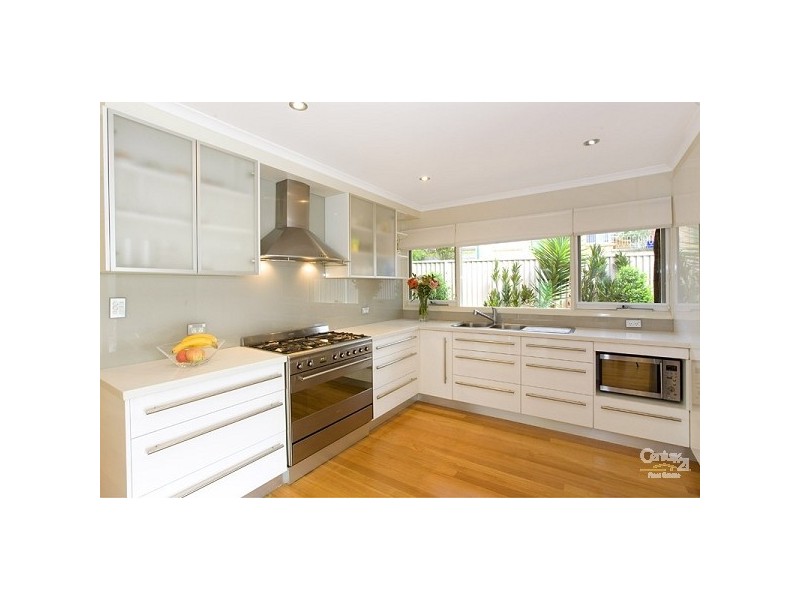 71 Eastern Arterial Rd, St Ives NSW 2075