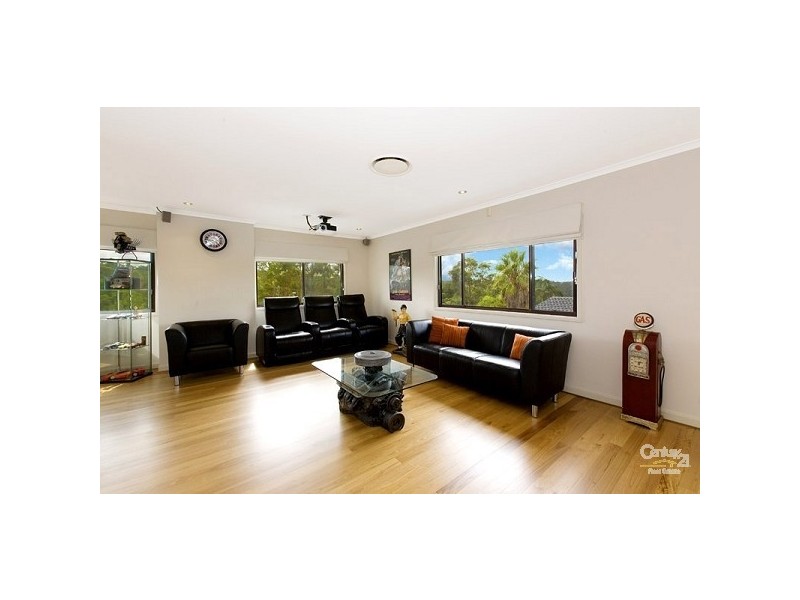 71 Eastern Arterial Rd, St Ives NSW 2075