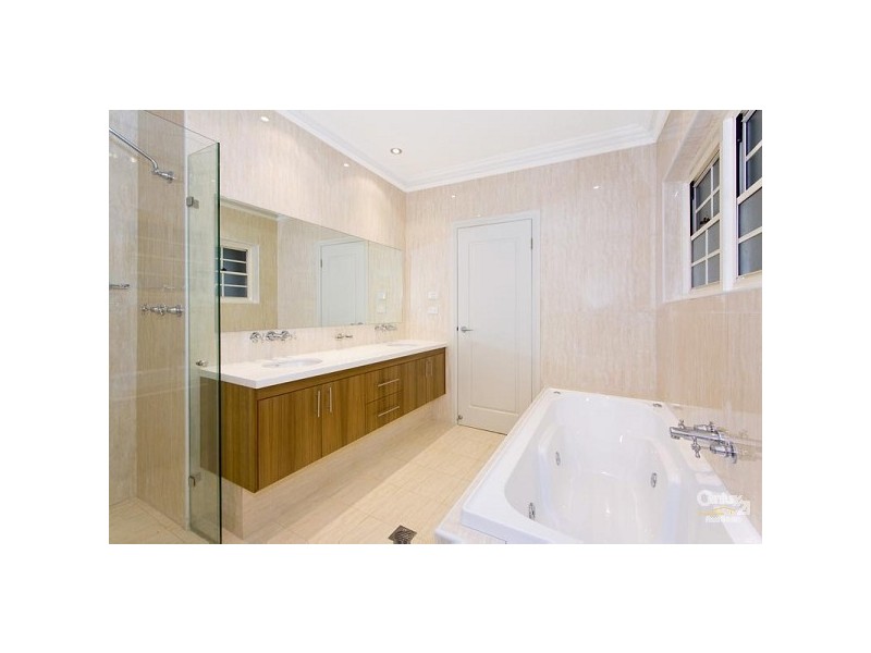 22 The Chase Road, Turramurra NSW 2074