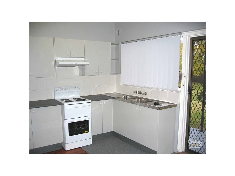 10 Toolang Road, St Ives NSW 2075