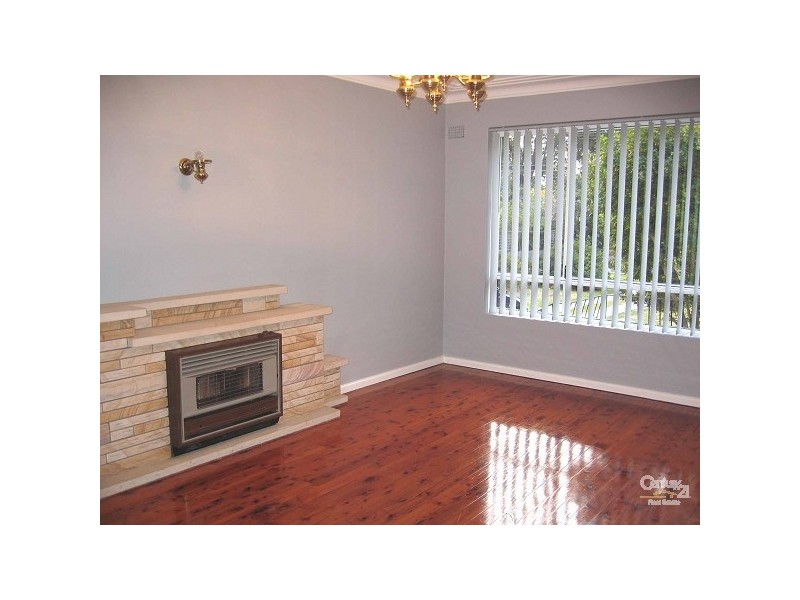 10 Toolang Road, St Ives NSW 2075