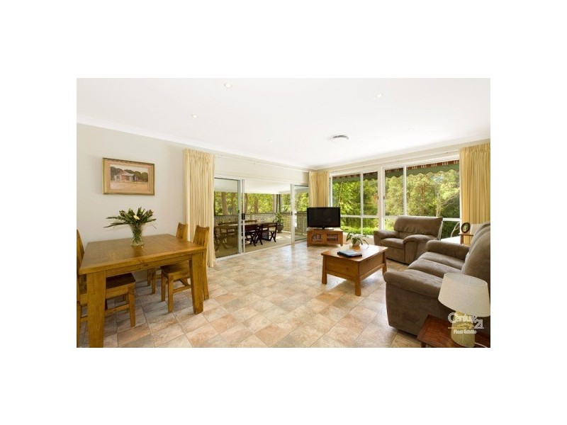 16 Pindari Avenue, St Ives NSW 2075