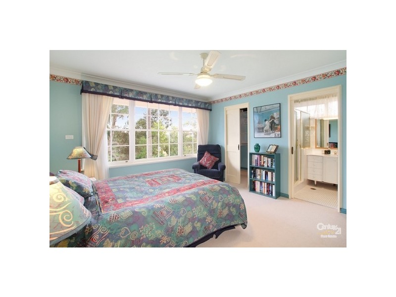 20 Brallas Avenue, St Ives NSW 2075