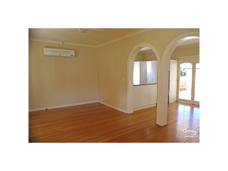 16 Park Avenue, Waitara NSW 2077