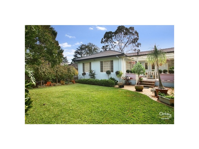 8 Garrick Road, St Ives NSW 2075