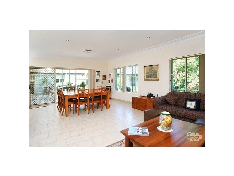 8 Garrick Road, St Ives NSW 2075