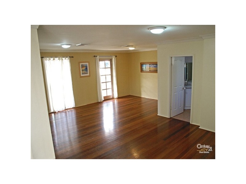 1/18 Warrabina Ave, St Ives NSW 2075