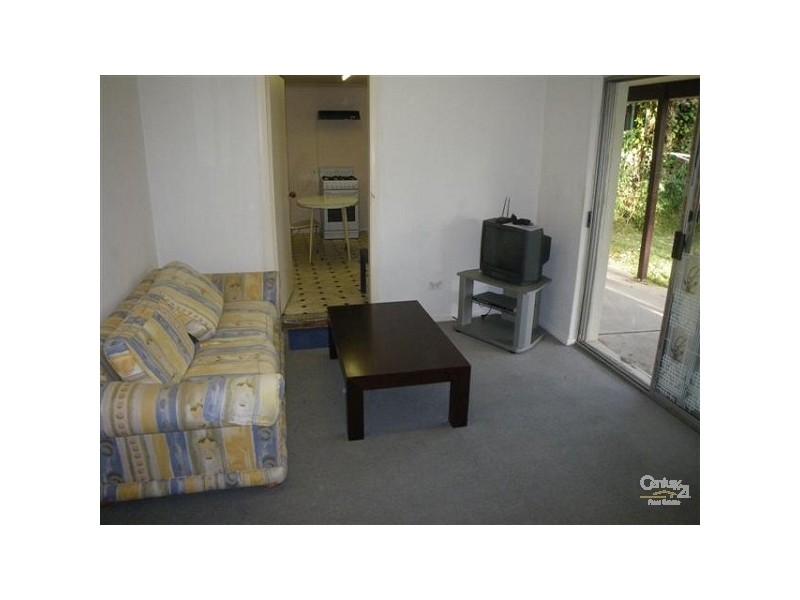 Flat at 1444 Pacific Highway, Turramurra NSW 2074