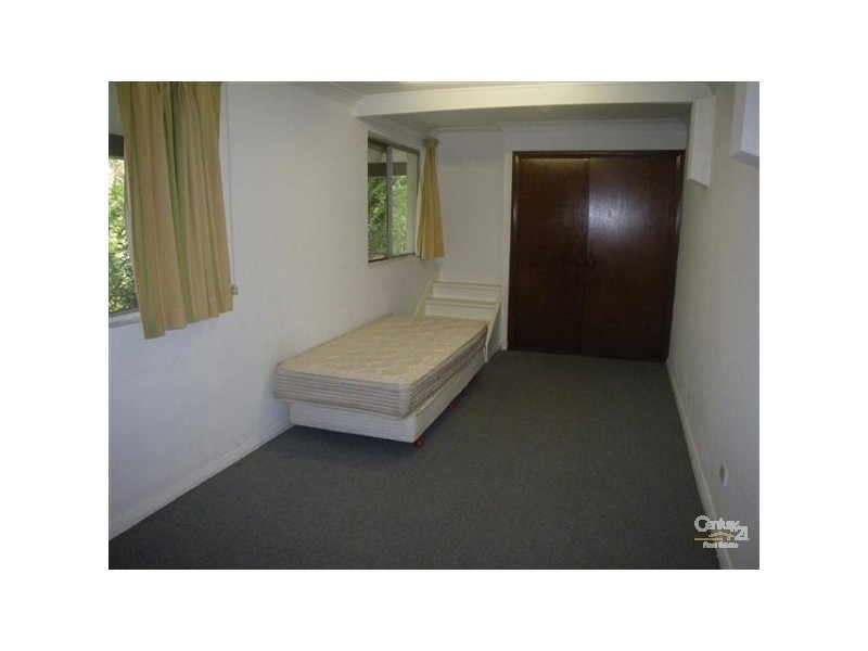 Flat at 1444 Pacific Highway, Turramurra NSW 2074