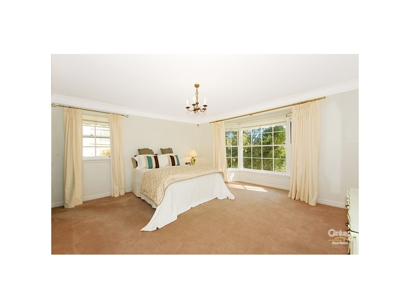 12 Scott Place, St Ives NSW 2075