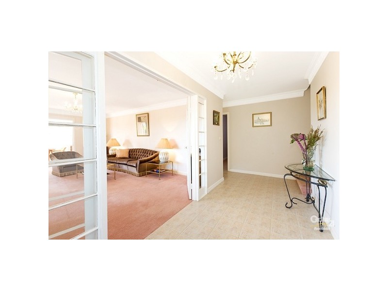 12 Scott Place, St Ives NSW 2075